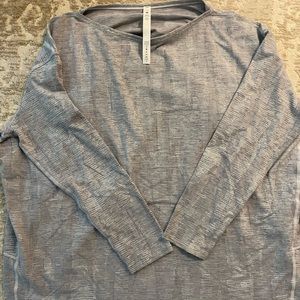 Back in action Lululemon long sleeve shirt